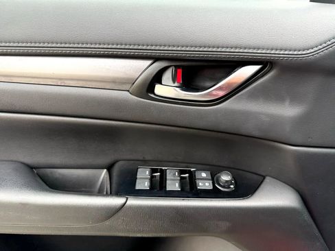 Used 2019 MAZDA CX-5 Touring image 20