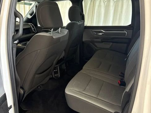 Used 2022 RAM 1500 Big Horn AWD/4WD image 8