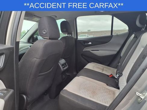 Used 2019 Chevrolet Equinox LT image 17