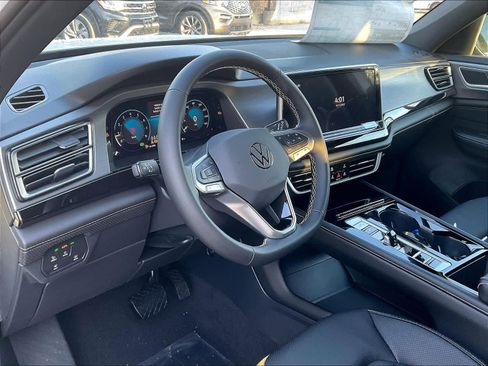 New 2026 Volkswagen Atlas Cross Sport SE image 9