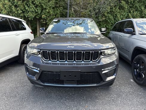 New 2025 Jeep Grand Cherokee Limited w/ MOPAR Finishing Package image 3