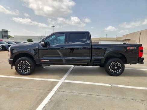 Used 2026 Ford F250 Platinum AWD/4WD image 4