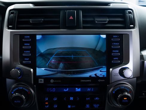 Used 2020 Toyota 4Runner Limited image 12