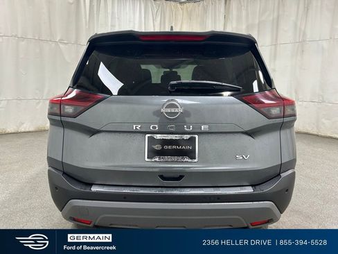 Used 2022 Nissan Rogue SV w/ SV Premium Package image 7