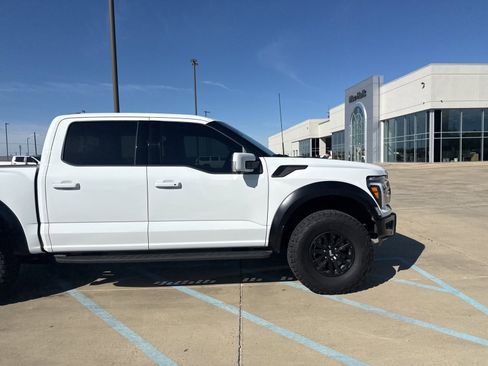 Used 2025 Ford F150 Raptor image 5