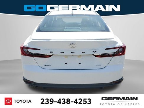New 2025 Toyota Camry SE w/ Convenience Package FWD image 9