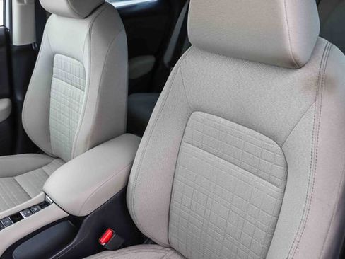 Used 2025 Honda HR-V LX image 27