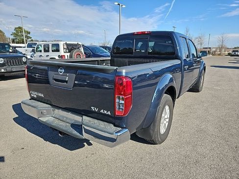 Used 2020 Nissan Frontier SV w/ SV Utility Package image 8