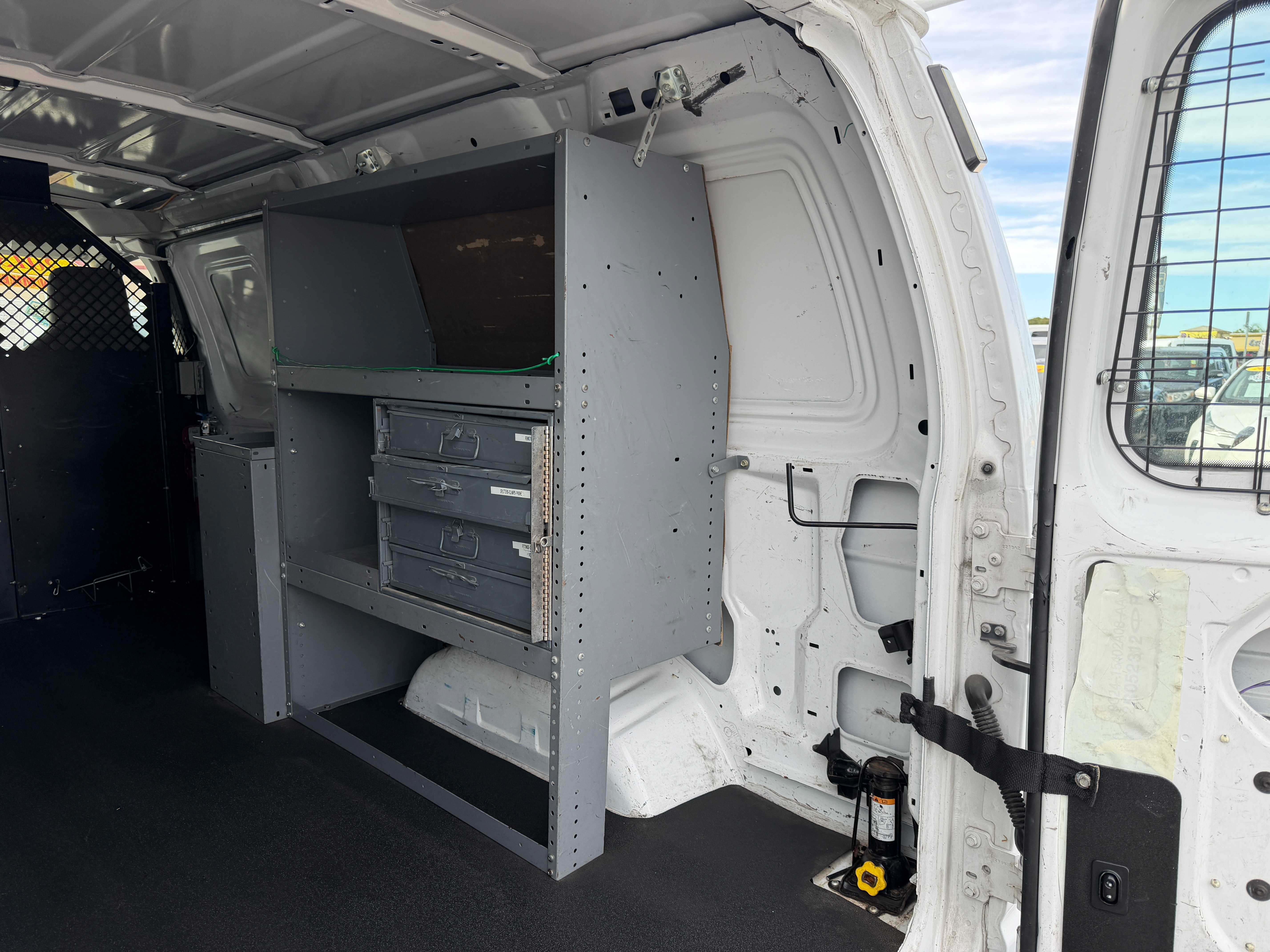 Used 2013 Ford E-150 and Econoline 150 RWD image 12