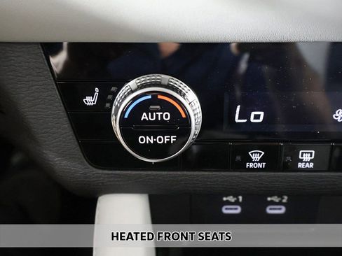 New 2025 Mitsubishi Outlander SE FWD image 9