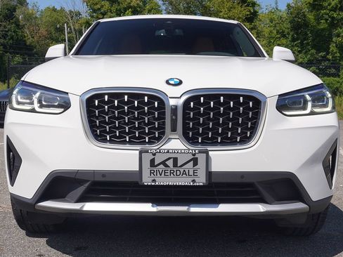 Used 2023 BMW X4 xDrive30i AWD/4WD image 12