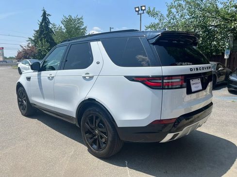 Used 2020 Land Rover Discovery Landmark AWD/4WD image 5