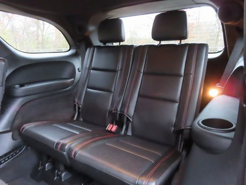 Used 2023 Dodge Durango R/T image 32