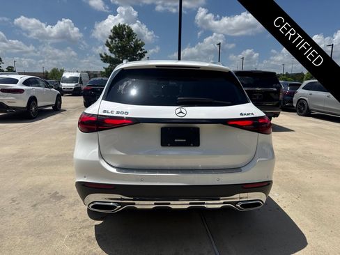 Used 2024 Mercedes-Benz GLC 300 4MATIC image 5