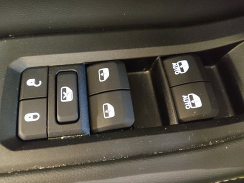 Used 2022 Jeep Grand Cherokee Limited 4xe w/ Luxury Tech Group II image 27