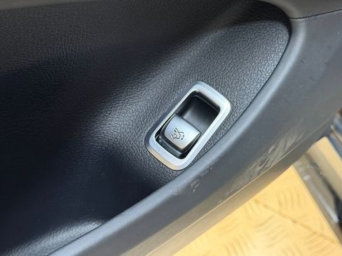 Used 2020 Mercedes-Benz S 63 AMG 4MATIC Sedan image 24