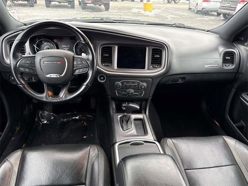 Used 2022 Dodge Charger SXT w/ Plus Group image 3