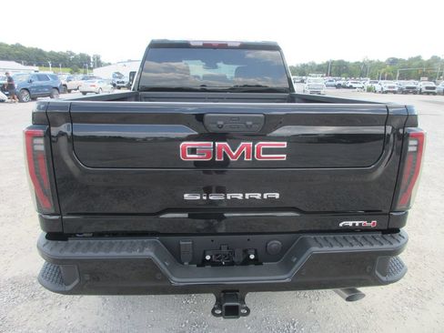 New 2026 GMC Sierra 2500 AT4 AWD/4WD image 5