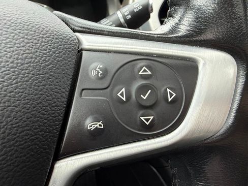 Used 2020 GMC Acadia SLE w/ Driver Convenience Package FWD image 18