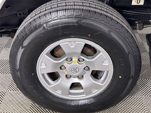 Used 2013 Toyota Tacoma PreRunner w/ SR5 Pkg image 34