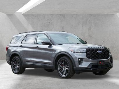 Certified 2025 Ford Explorer ST-Line w/ ST-Line Street Pack
