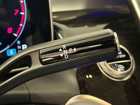 Certified 2023 Mercedes-Benz GLC 300 4MATIC image 25