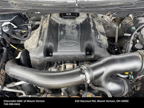 Used 2020 Ford Expedition XLT w/ Equipment Group 202A AWD/4WD image 28