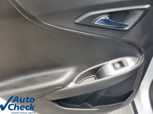 Used 2017 Chevrolet Malibu LT w/ Leather Package FWD image 14