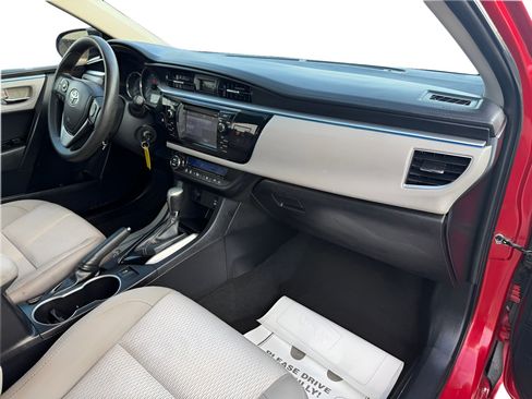 Used 2014 Toyota Corolla LE FWD image 10