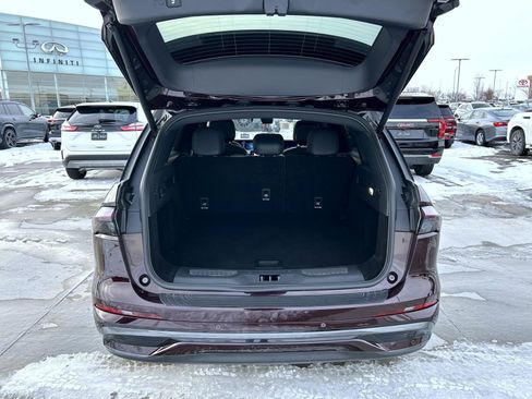 Used 2024 Lincoln Nautilus Reserve w/ Equipment Group 202A image 21