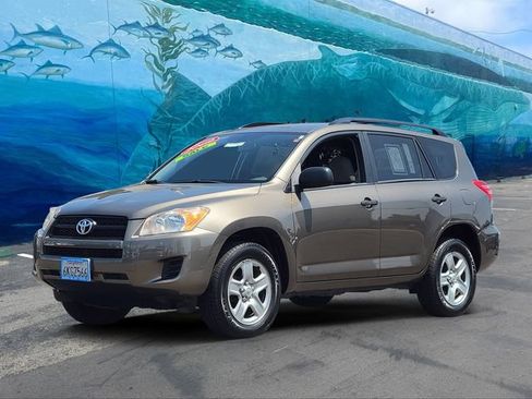 Used 2009 Toyota RAV4 2WD w/ Base L4 Extra Value Pkg image 3