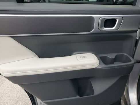 Used 2025 Hyundai Santa Fe SEL image 30