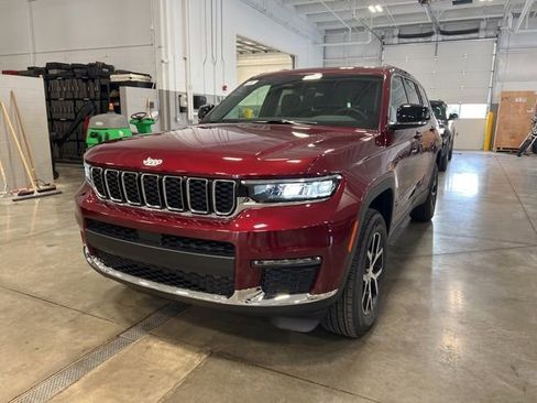New 2025 Jeep Grand Cherokee L Limited w/ Trailer Tow Package image 3