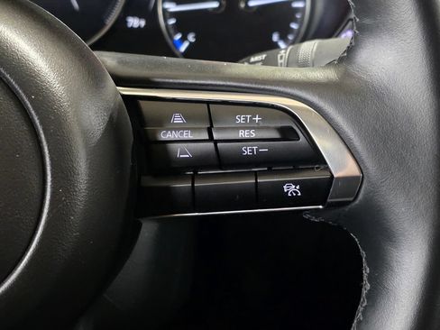 Used 2025 MAZDA MAZDA3 s FWD image 32