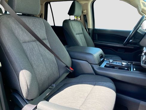 Used 2022 Ford Expedition Max XLT AWD/4WD image 30