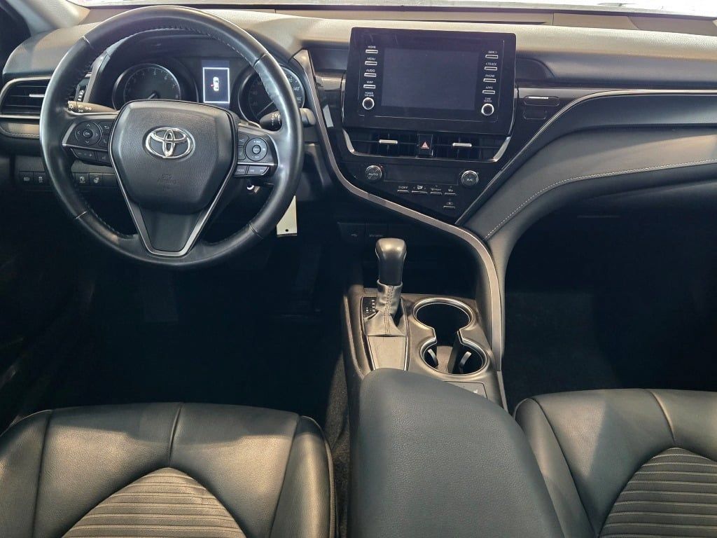 Used 2024 Toyota Camry SE FWD image 16