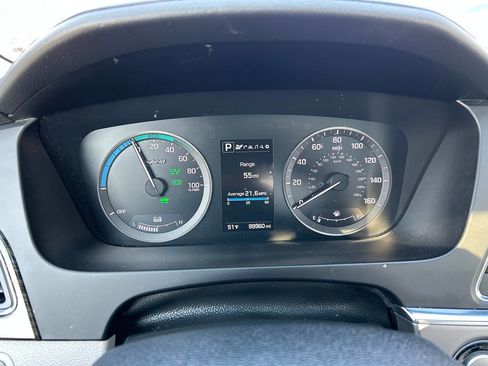 Used 2017 Hyundai Sonata Limited w/ Ultimate Package 02 image 11