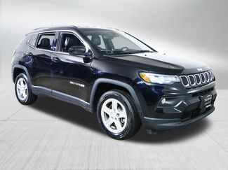Used 2024 Jeep Compass Latitude video 1