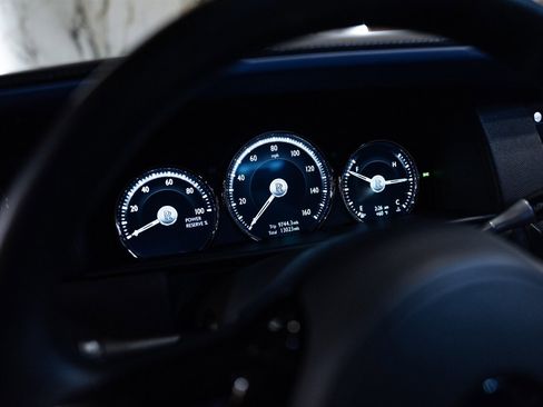 Used 2023 Rolls-Royce Cullinan image 34