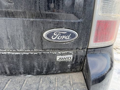 Used 2018 Ford Flex SEL image 29