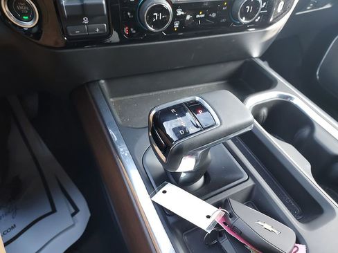 Used 2024 Chevrolet Silverado 1500 High Country w/ High Country Premium Package image 25