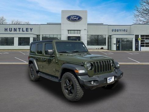 Used 2022 Jeep Wrangler Unlimited Sport AWD/4WD image 4