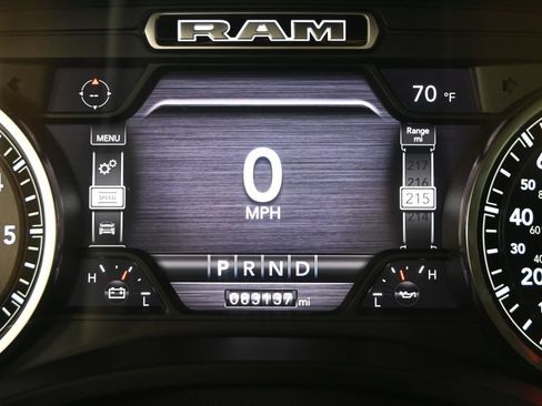 Used 2020 RAM 1500 Big Horn AWD/4WD image 25