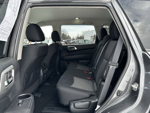 Certified 2019 Nissan Pathfinder SV image 10