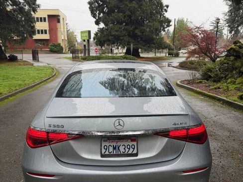 Used 2022 Mercedes-Benz S 580 4MATIC Sedan image 5