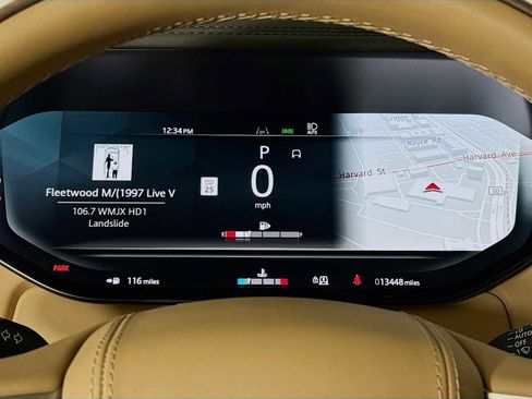 Certified 2025 Land Rover Range Rover Long Wheelbase SE image 26