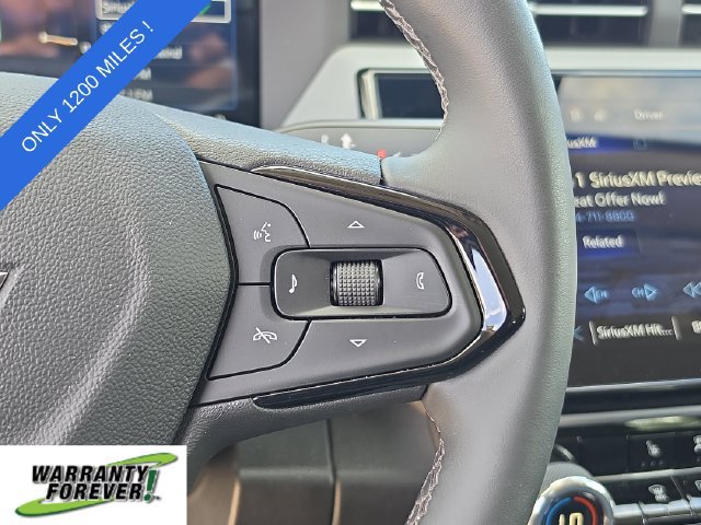 Used 2027 Chevrolet Bolt LT w/ Comfort Package FWD image 19