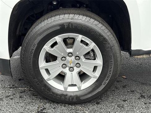 Used 2022 Chevrolet Colorado LT w/ Fleet Safety Package image 11