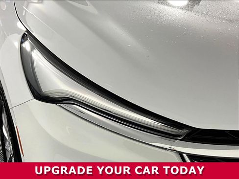 Used 2023 Buick Enclave Essence FWD image 28