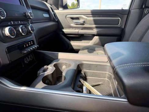 Used 2020 RAM 1500 Big Horn AWD/4WD image 31
